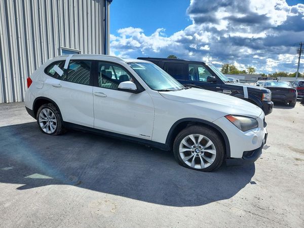 2014 BMW X1 xDrive28i — Passenger 3/4
