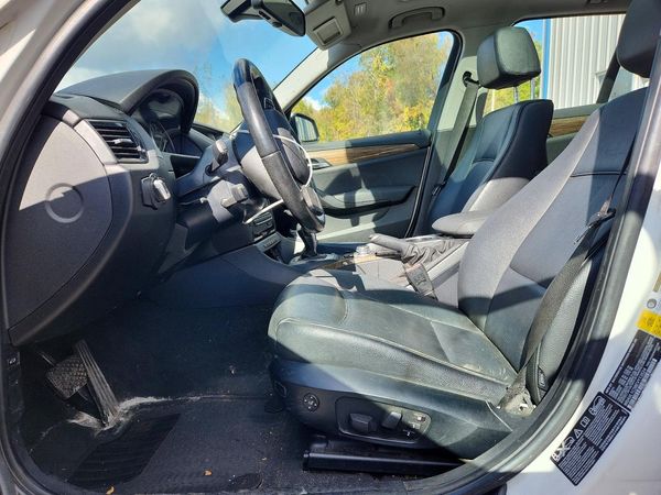 2014 BMW X1 xDrive28i — DENT