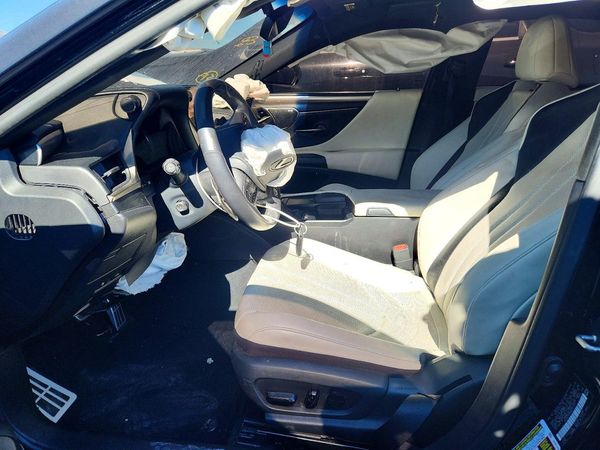 2021 LEXUS ES350 350 F Sport SE — DENT