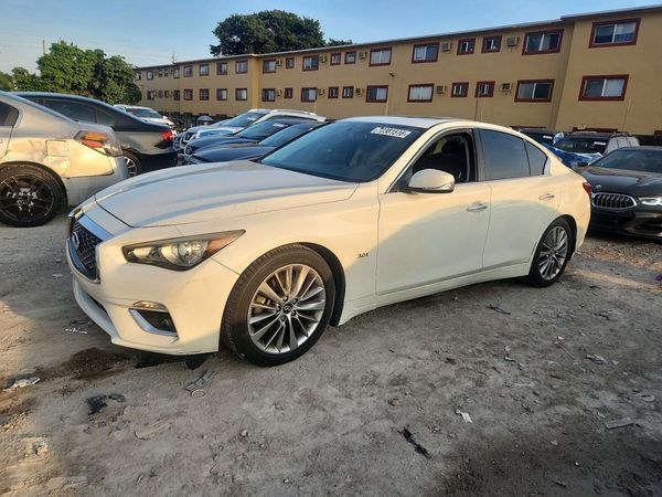 2018 INFINITI Q50 — Front 3/4