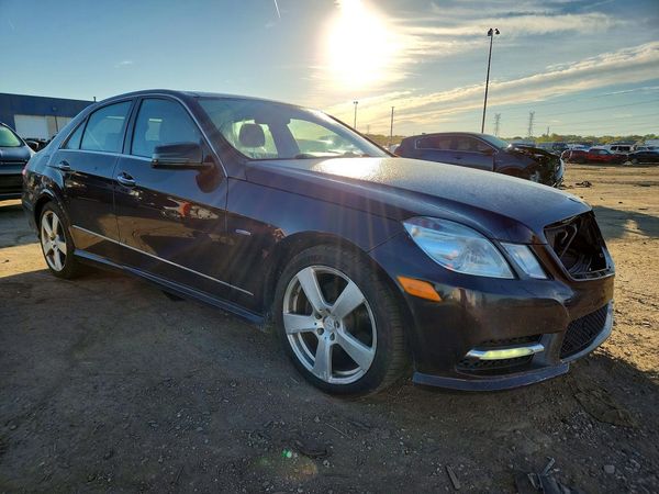 2012 MERCEDES-BENZ E E350 4-MATIC — Passenger 3/4