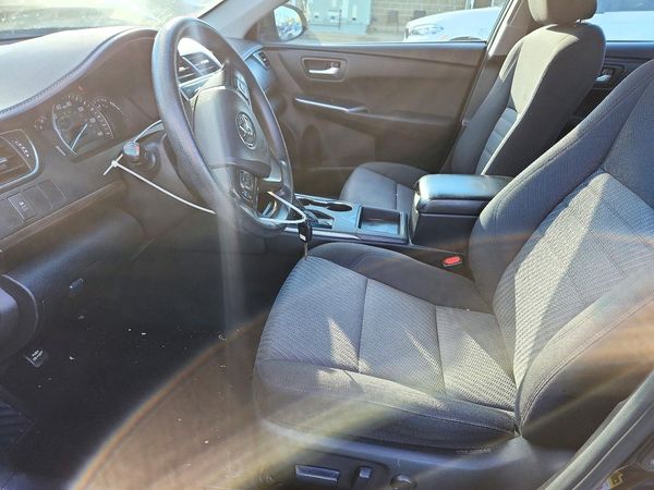 2015 TOYOTA CAMRY — DENT