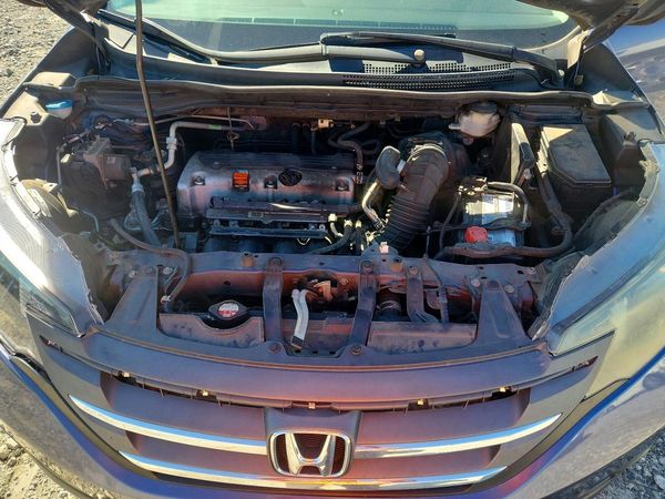 2012 HONDA CRV EX-L — Engine bay