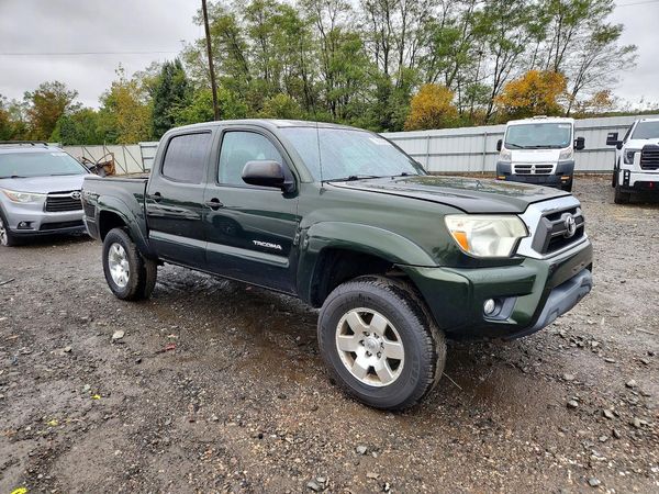 2014 TOYOTA TACOMA Delux Grade — Passenger 3/4