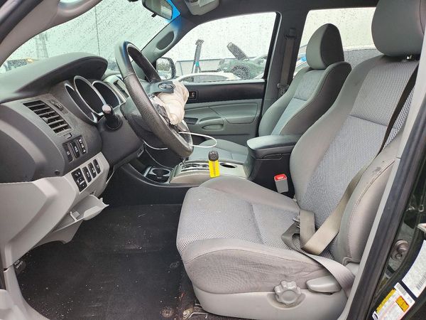 2014 TOYOTA TACOMA Delux Grade — DENT