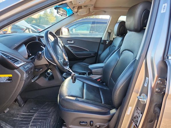 2017 HYUNDAI SANTA FE — DENT