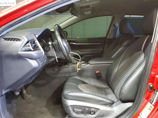 2023 TOYOTA CAMRY SE — DENT