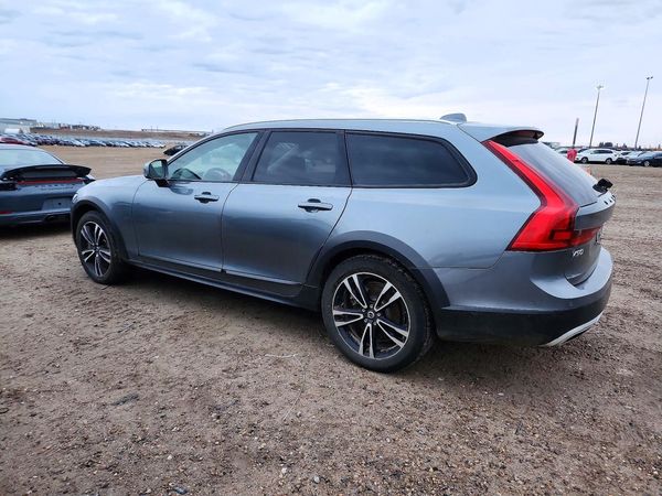 2018 VOLVO V90 CROSS COUNTRY Inscription — DSRA