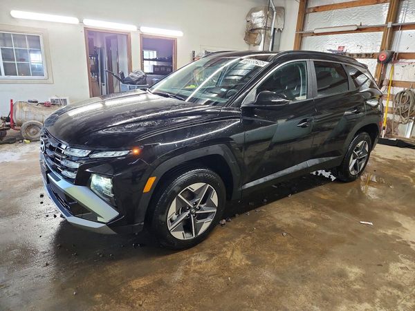 2026 HYUNDAI TUCSON SEL, SEL Plus — Front 3/4