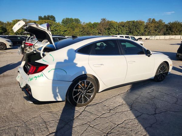 2021 HYUNDAI SONATA Limited — PSRA