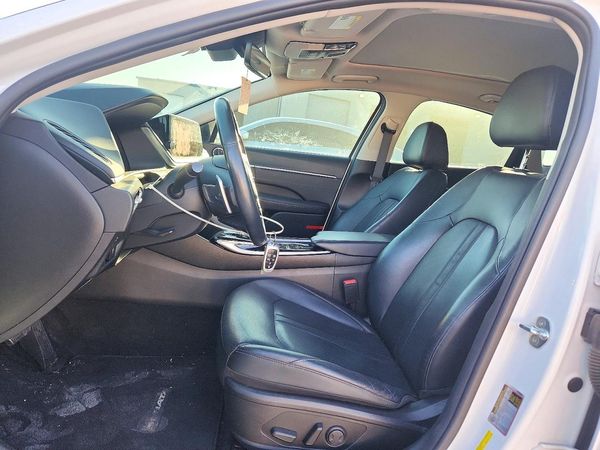 2021 HYUNDAI SONATA Limited — DENT