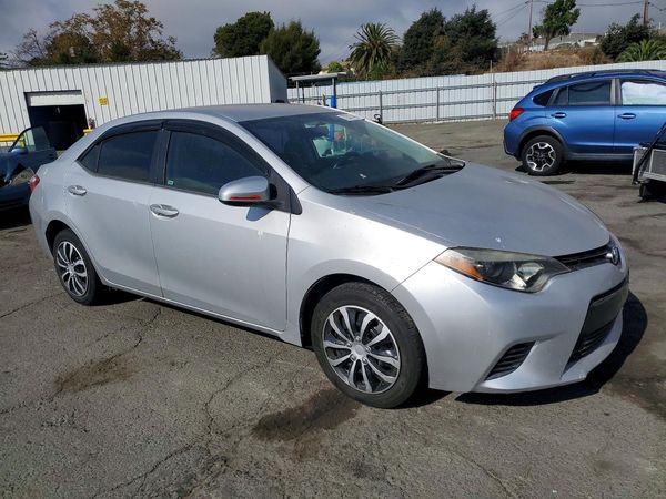 2015 TOYOTA COROLLA L/LE — Passenger 3/4