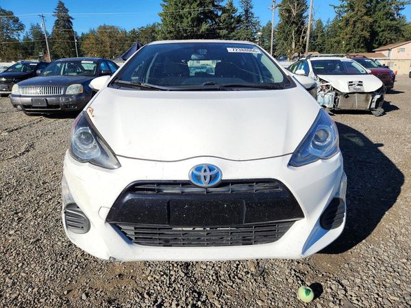 2016 TOYOTA PRIUS — DIRF