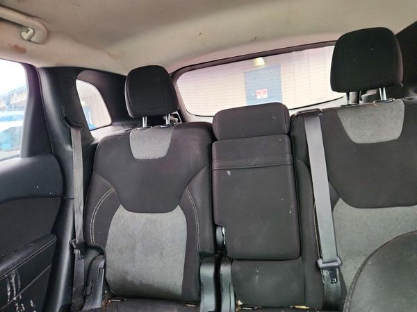 2015 JEEP CHEROKEE Sport — SUVN