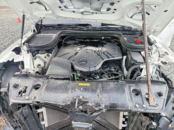 2026 MERCEDES-BENZ GLS-CLASS GLS450 4MATIC — Engine bay