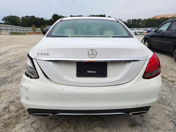 2015 MERCEDES-BENZ C-CLASS Base — DIRR