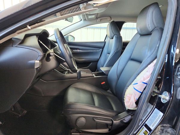 2025 MAZDA MAZDA3 Select Sport Package — DENT