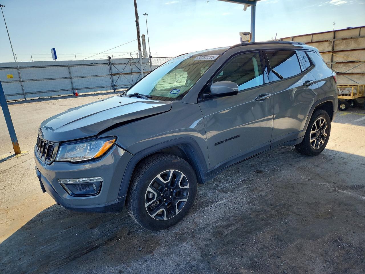 2019 JEEP COMPASS Sport — Front 3/4
