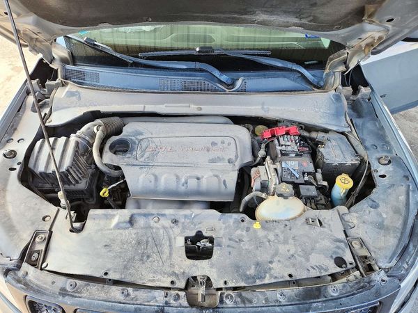 2019 JEEP COMPASS Sport — Engine bay