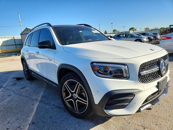 2022 MERCEDES-BENZ GLB-CLASS GLB250 / GLB250 4MATIC — Passenger 3/4