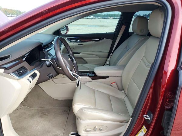 2016 CADILLAC XTS Luxury — DENT