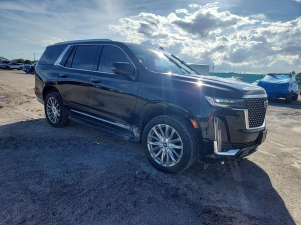 2021 CADILLAC ESCALADE Premium Luxury — Passenger 3/4