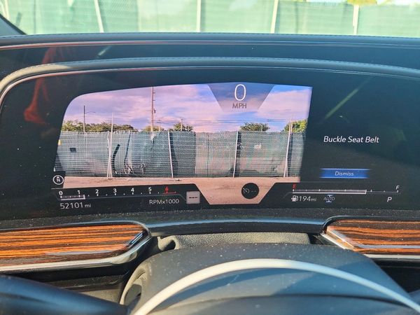 2021 CADILLAC ESCALADE Premium Luxury — ODOM