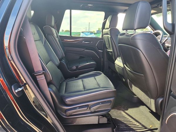 2021 CADILLAC ESCALADE Premium Luxury — PSRS