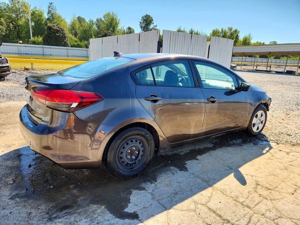 2017 KIA FORTE LX Base — PSRA