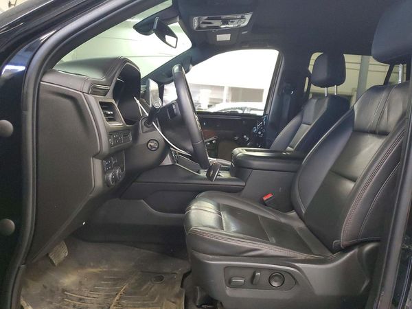 2022 CHEVROLET TAHOE RST — DENT