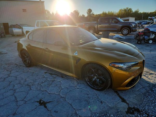 2021 ALFA ROMEO GIULIA QUADRIFOGLIO RWD — Passenger 3/4