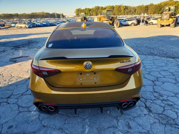 2021 ALFA ROMEO GIULIA QUADRIFOGLIO RWD — DIRR