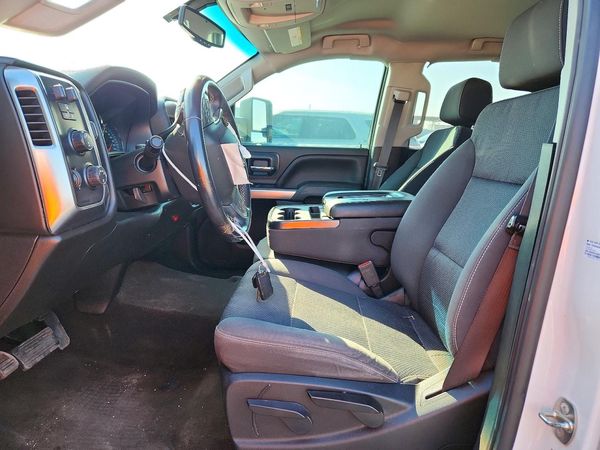 2018 CHEVROLET SILVERADO LT — DENT
