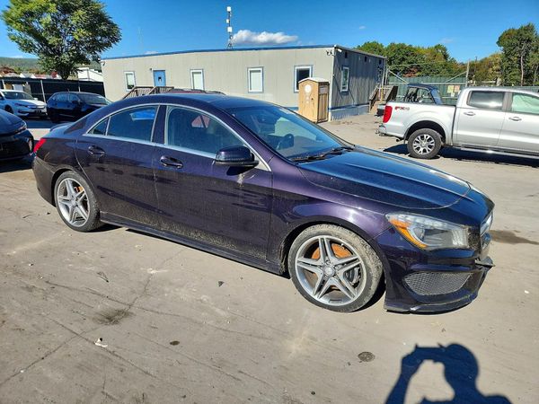 2014 MERCEDES-BENZ CLA CLA250 — Passenger 3/4