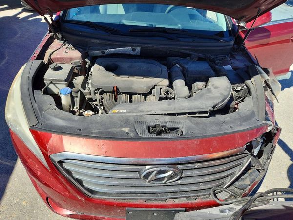 2016 HYUNDAI SONATA — Engine bay