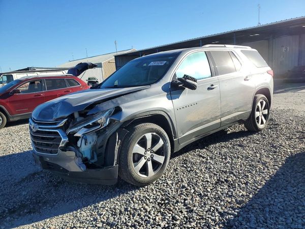 2018 CHEVROLET TRAVERSE LT — Front 3/4