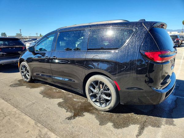 2025 CHRYSLER PACIFICA Limited — DSRA