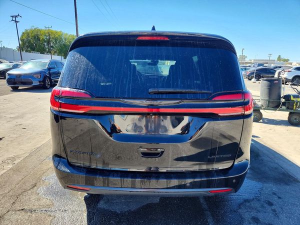 2025 CHRYSLER PACIFICA Limited — DIRR