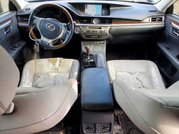 2014 LEXUS ES 350 — CKPT