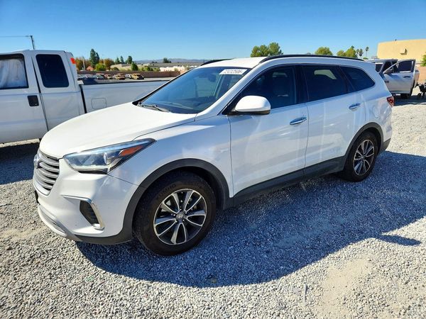 2019 HYUNDAI SANTA FE SE Base — Front 3/4