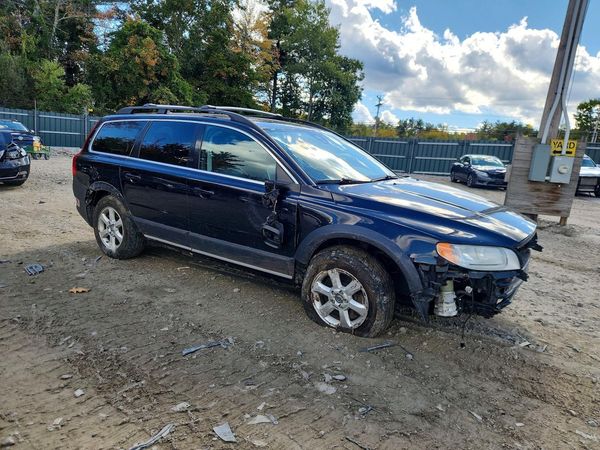 2012 VOLVO XC70 — Passenger 3/4