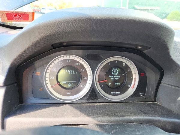 2012 VOLVO XC70 — ODOM