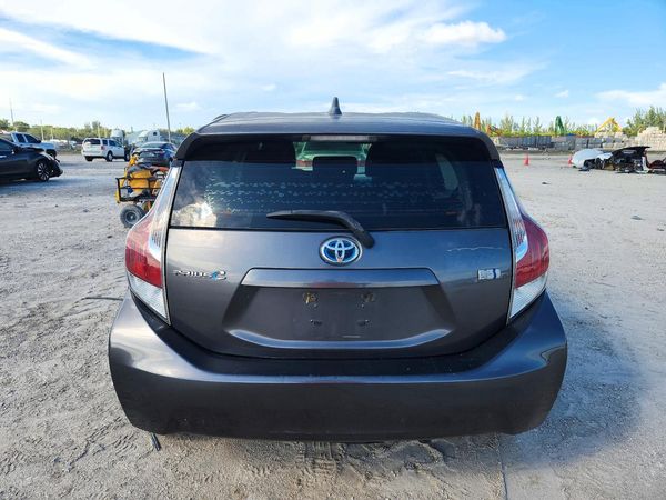 2015 TOYOTA PRIUS — DIRR