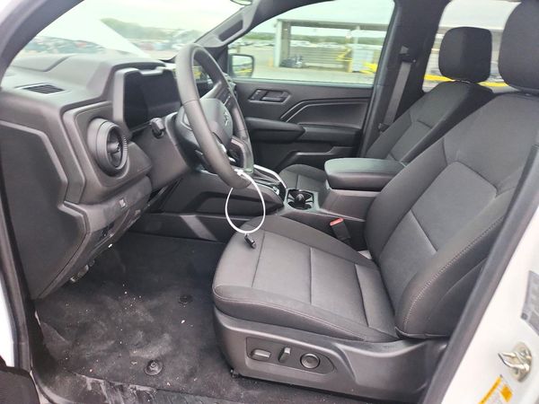 2024 CHEVROLET COLORADO Trail Boss — DENT