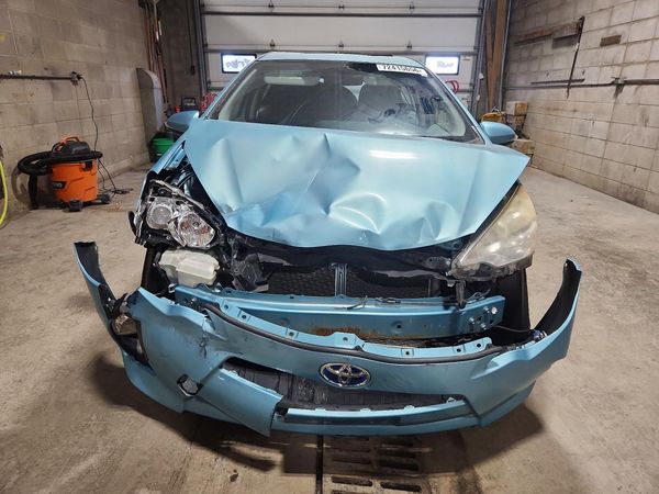 2013 TOYOTA PRIUS — DIRF