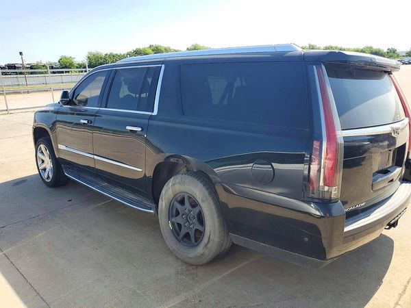 2019 CADILLAC ESCALADE ESV Luxury — DSRA