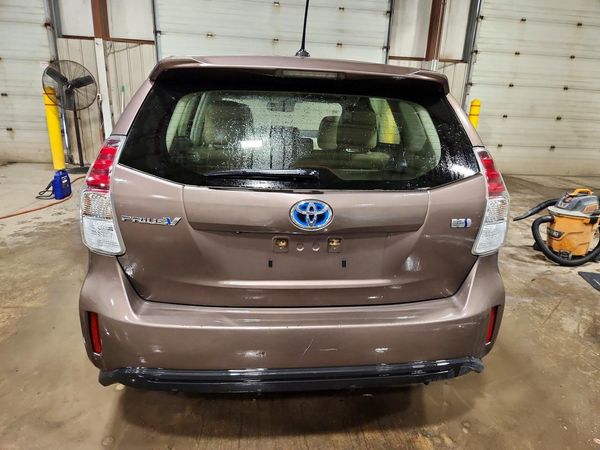 2017 TOYOTA PRIUS — DIRR