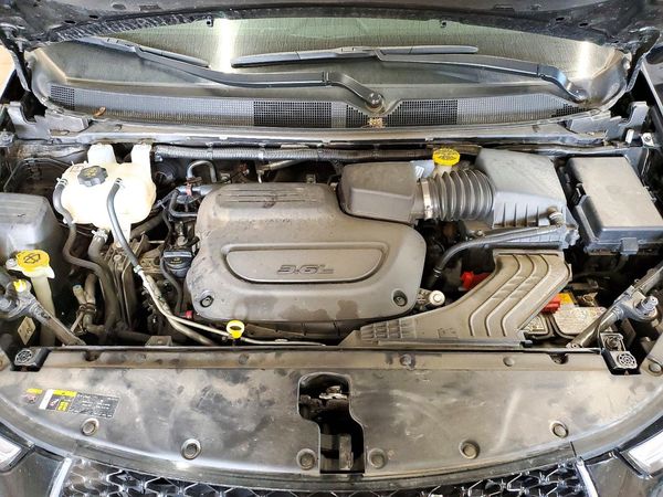 2025 CHRYSLER PACIFICA Select — Engine bay