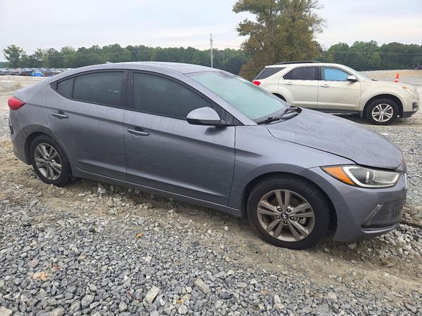 2018 HYUNDAI ELANTRA — Passenger 3/4