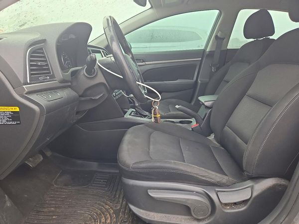 2018 HYUNDAI ELANTRA — DENT